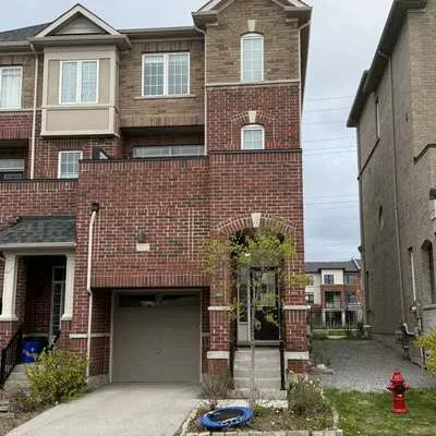 221, Harding Park, Glenway Estates, Newmarket