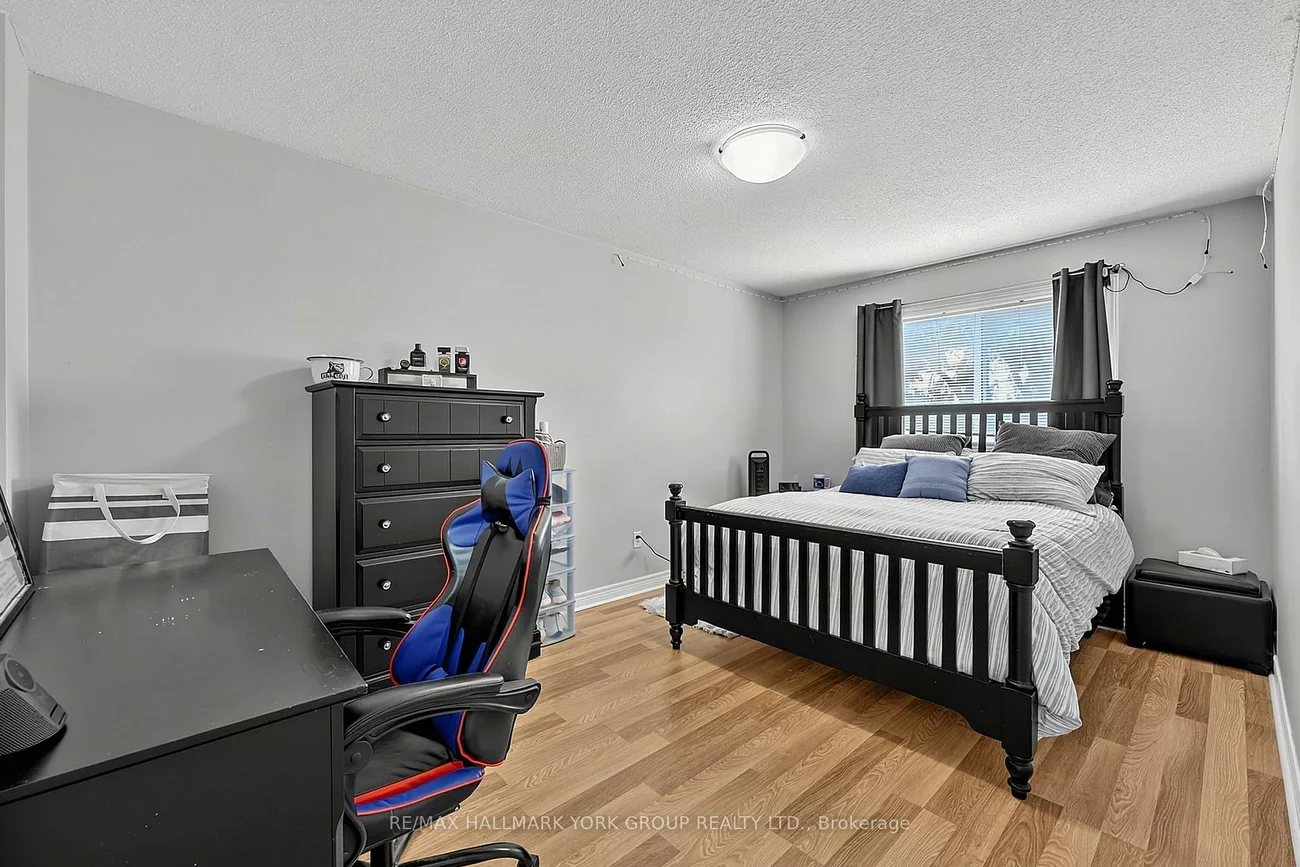 620, Bondi, Gorham-College Manor, Newmarket