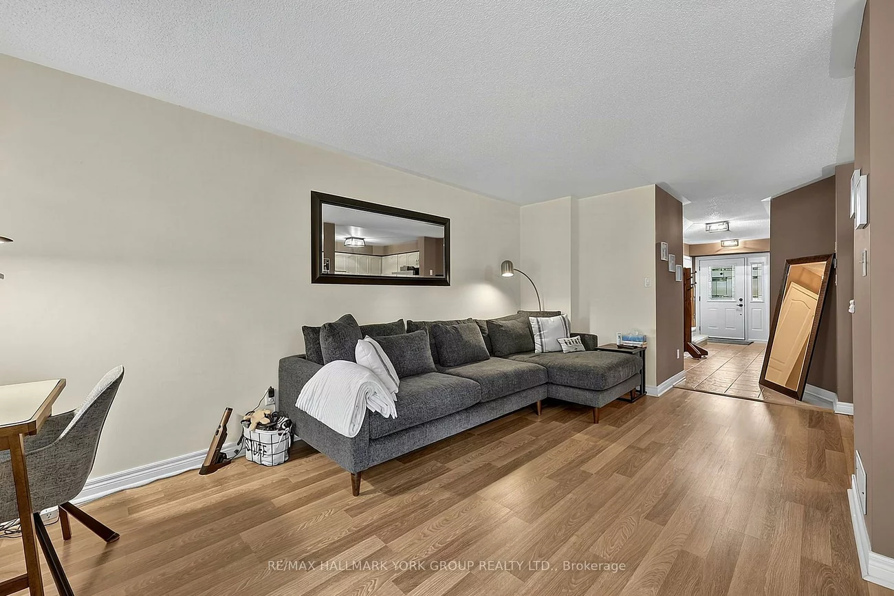 620, Bondi, Gorham-College Manor, Newmarket