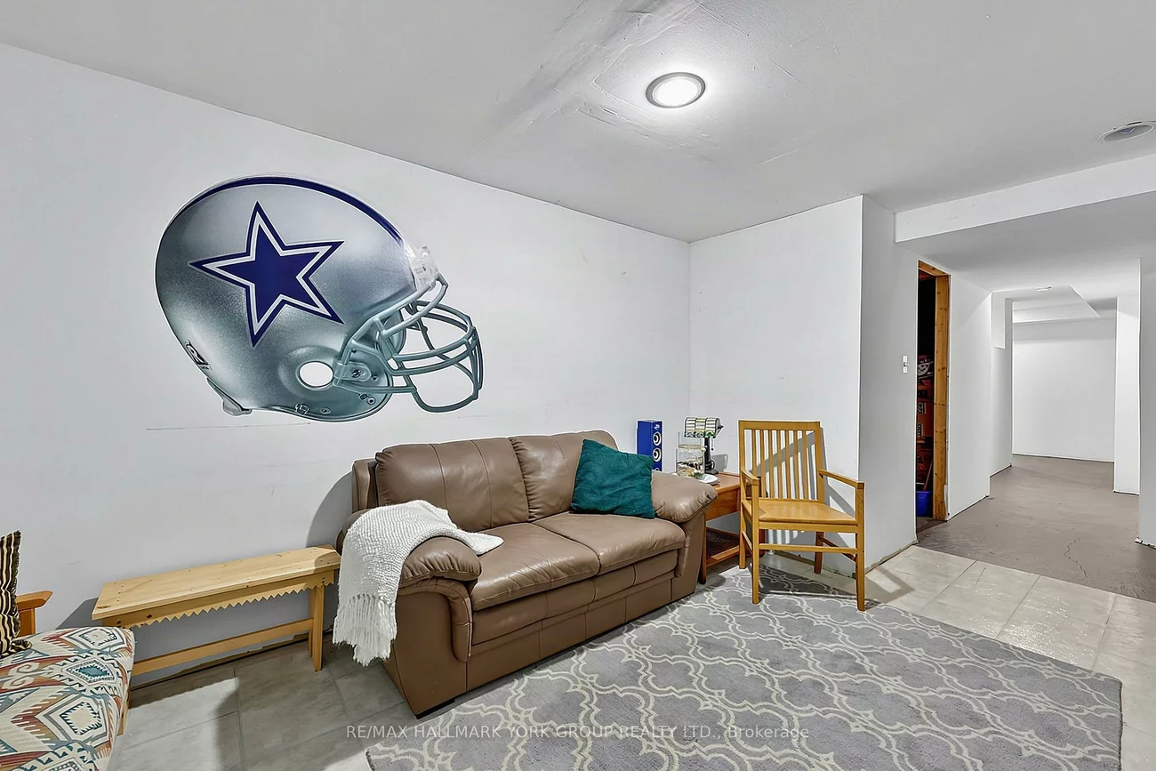 620, Bondi, Gorham-College Manor, Newmarket