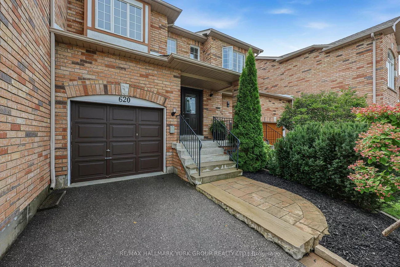 620, Bondi, Gorham-College Manor, Newmarket