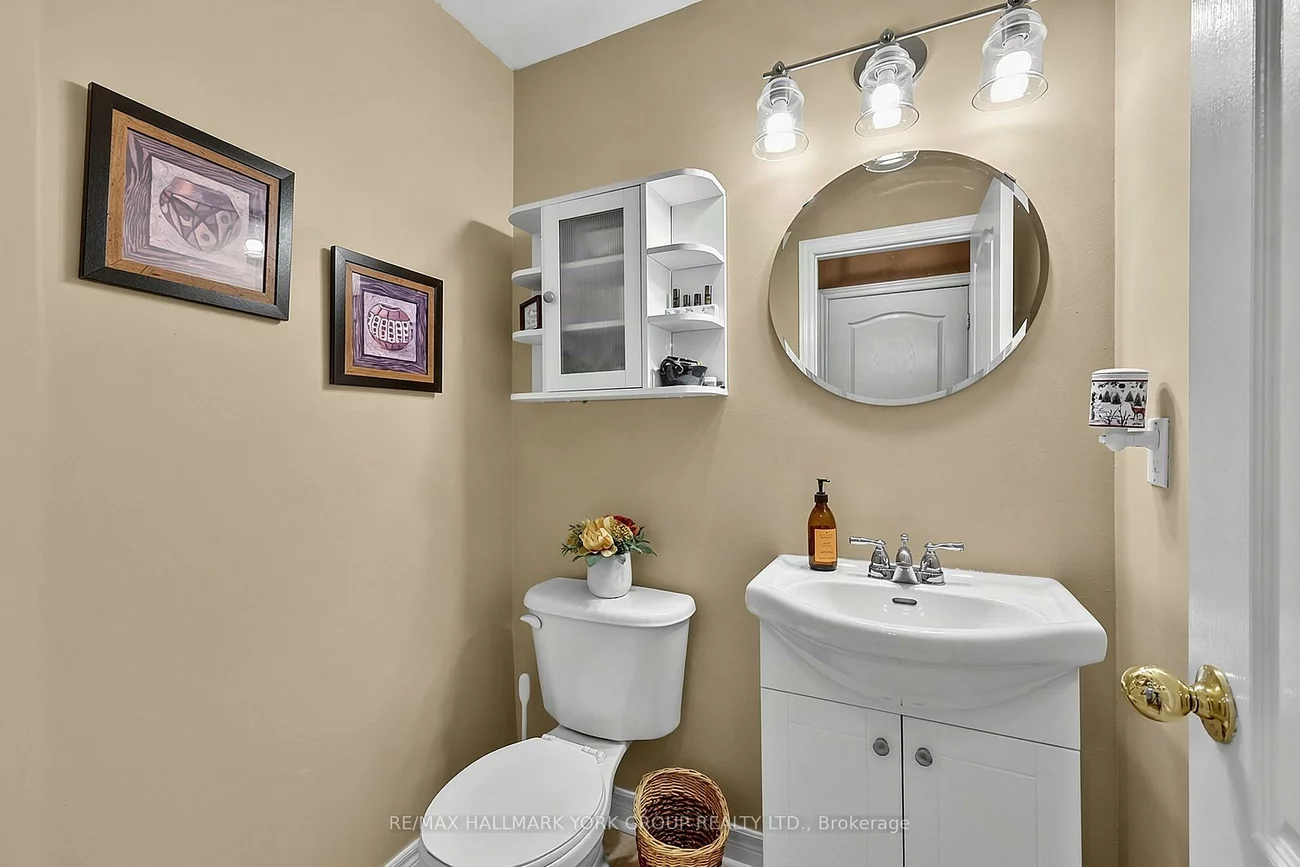 620, Bondi, Gorham-College Manor, Newmarket