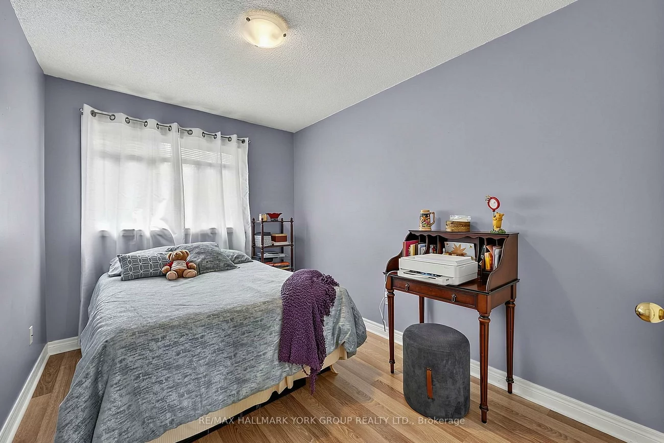 620, Bondi, Gorham-College Manor, Newmarket