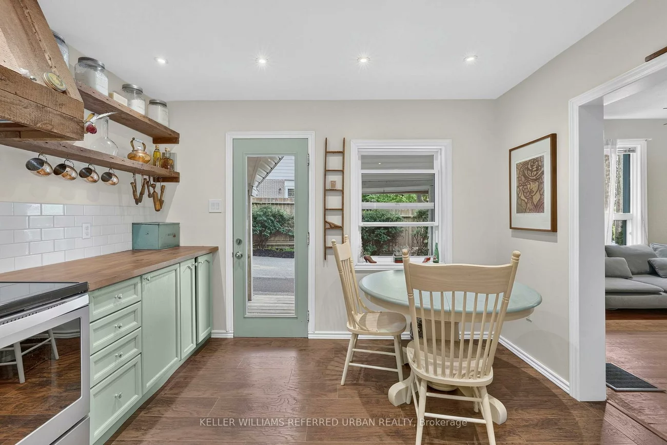 341, Cotter, Central Newmarket, Newmarket
