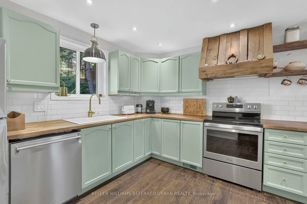 341, Cotter, Central Newmarket, Newmarket