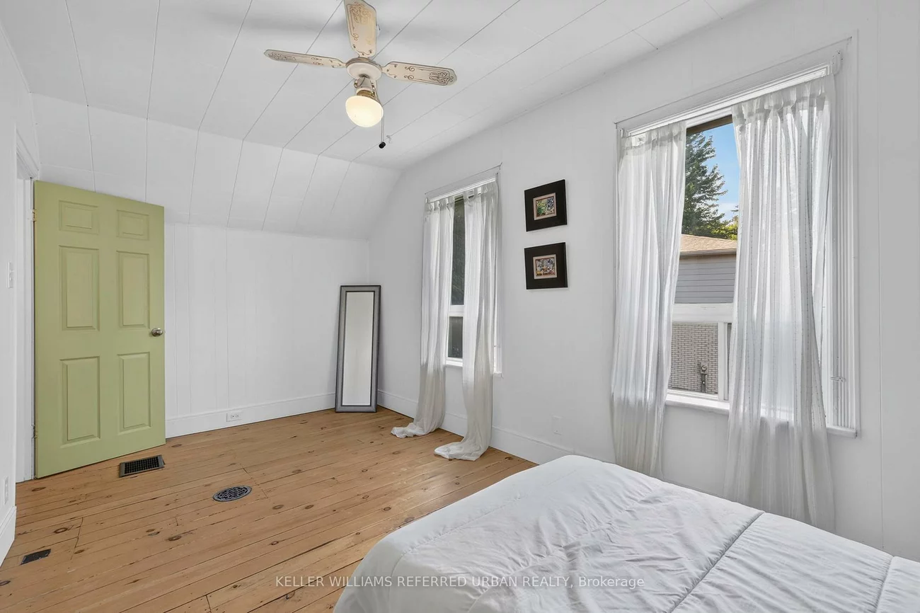 341, Cotter, Central Newmarket, Newmarket