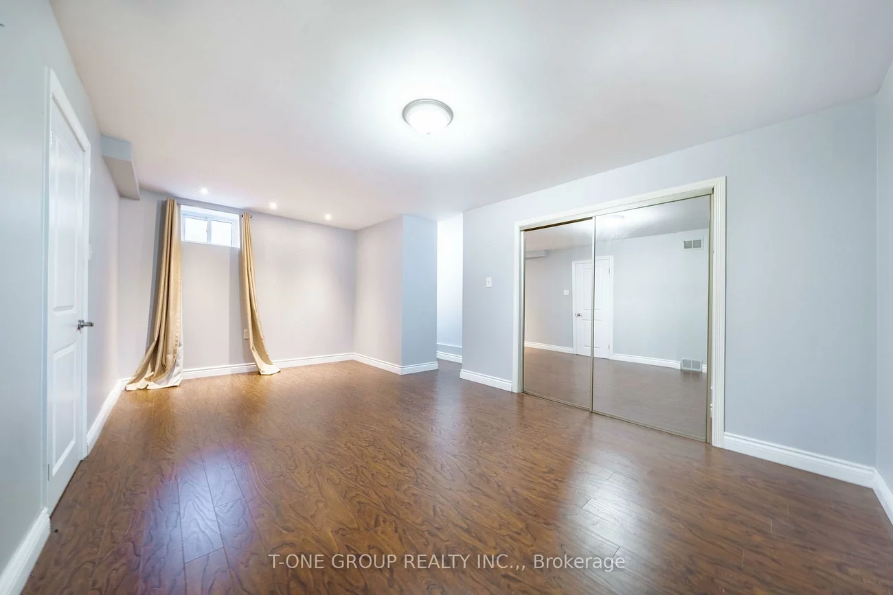 70, Hamilton, Huron Heights-Leslie Valley, Newmarket
