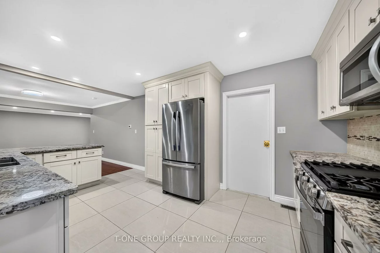 70, Hamilton, Huron Heights-Leslie Valley, Newmarket