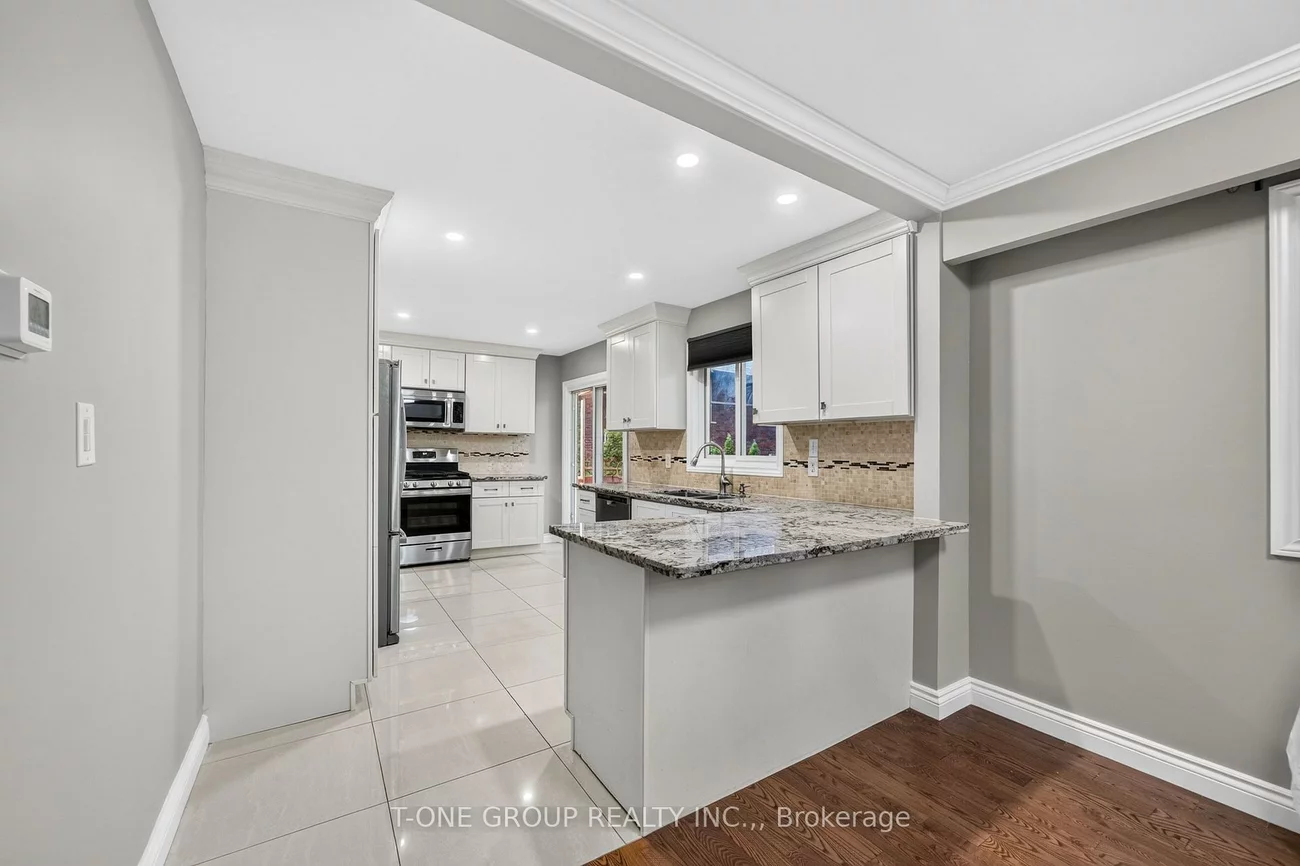 70, Hamilton, Huron Heights-Leslie Valley, Newmarket