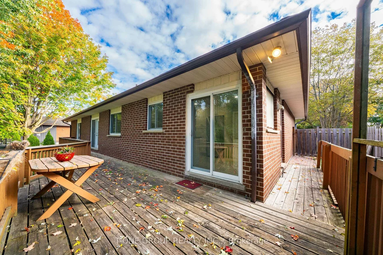 70, Hamilton, Huron Heights-Leslie Valley, Newmarket