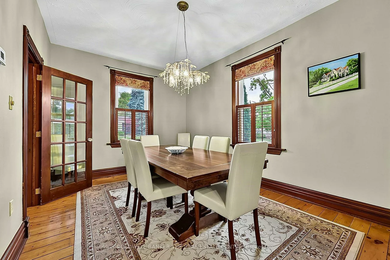 296, Eagle, Central Newmarket, Newmarket