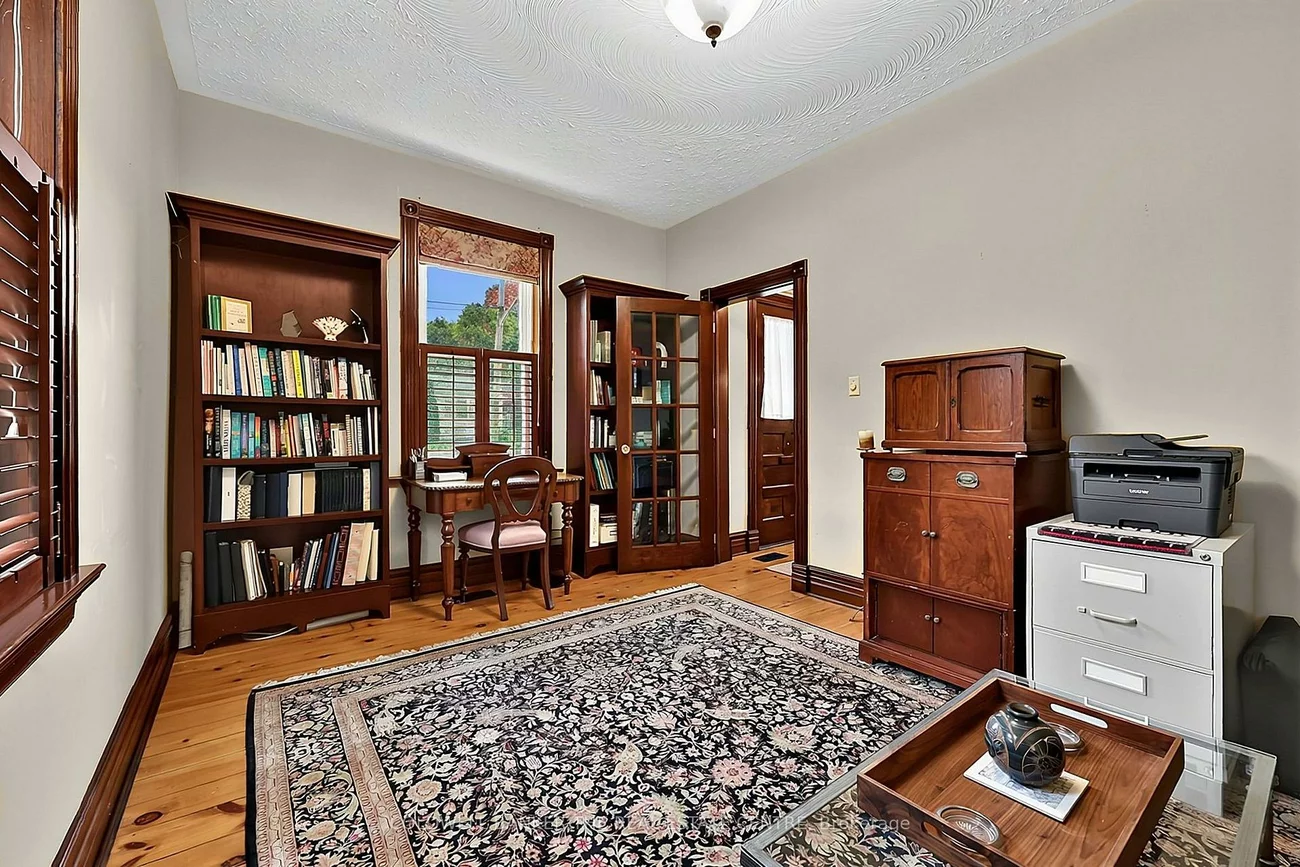 296, Eagle, Central Newmarket, Newmarket