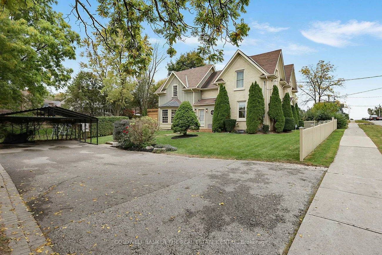 296, Eagle, Central Newmarket, Newmarket