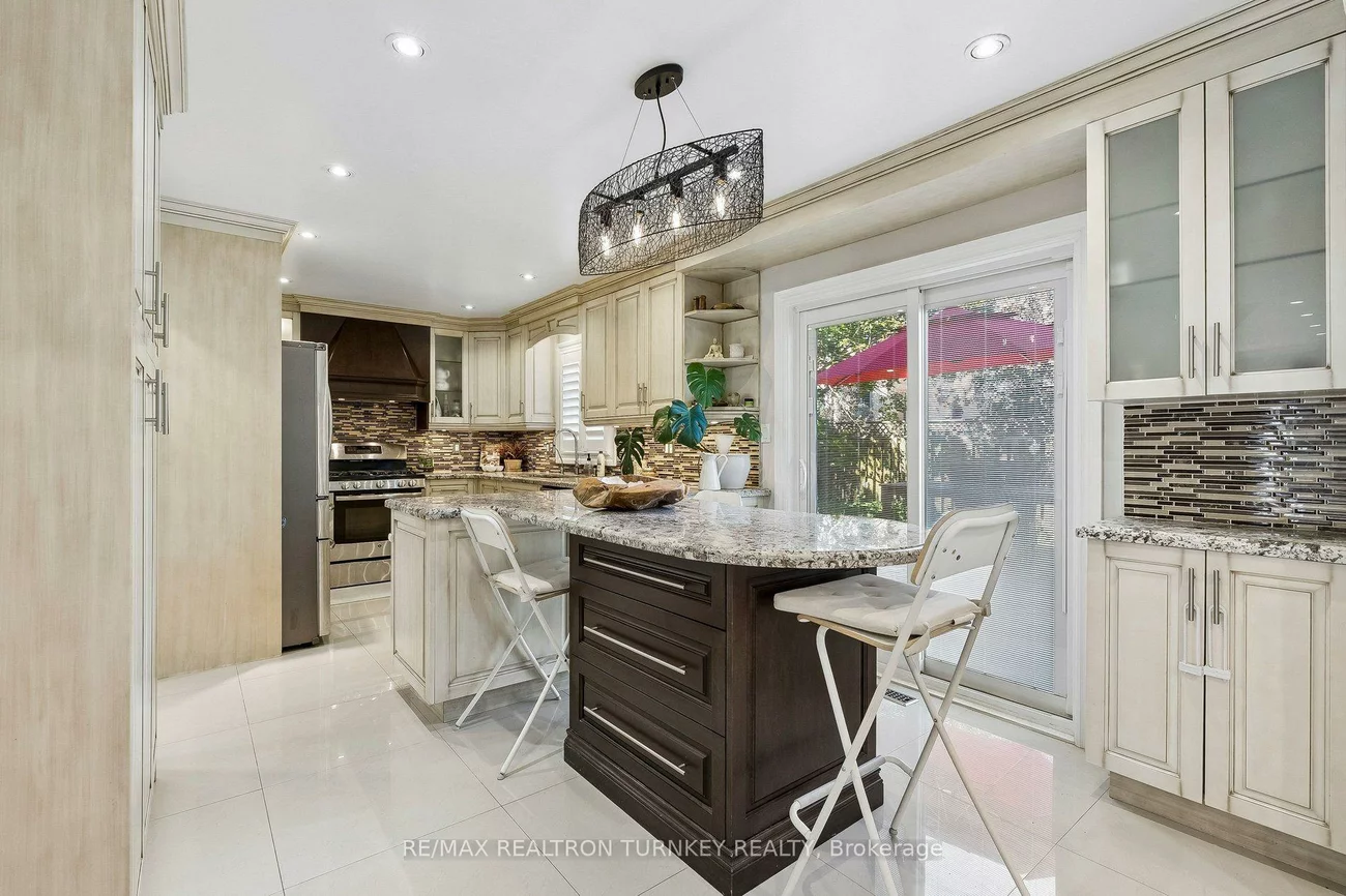263, Chambers, Armitage, Newmarket