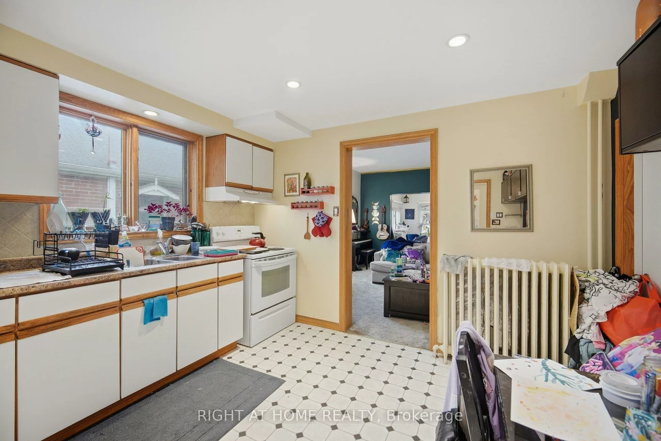 403, Park, Central Newmarket, Newmarket