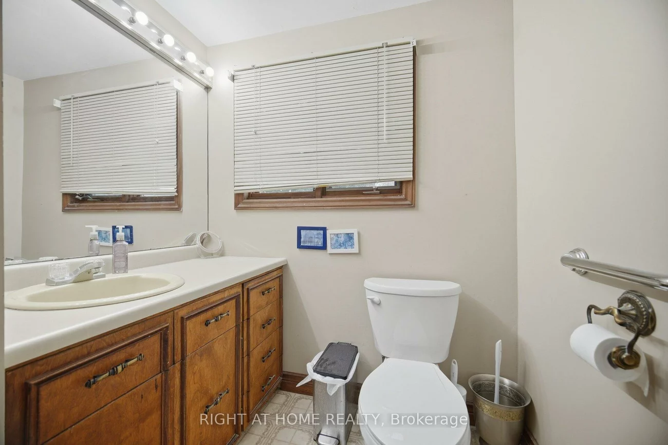 403, Park, Central Newmarket, Newmarket