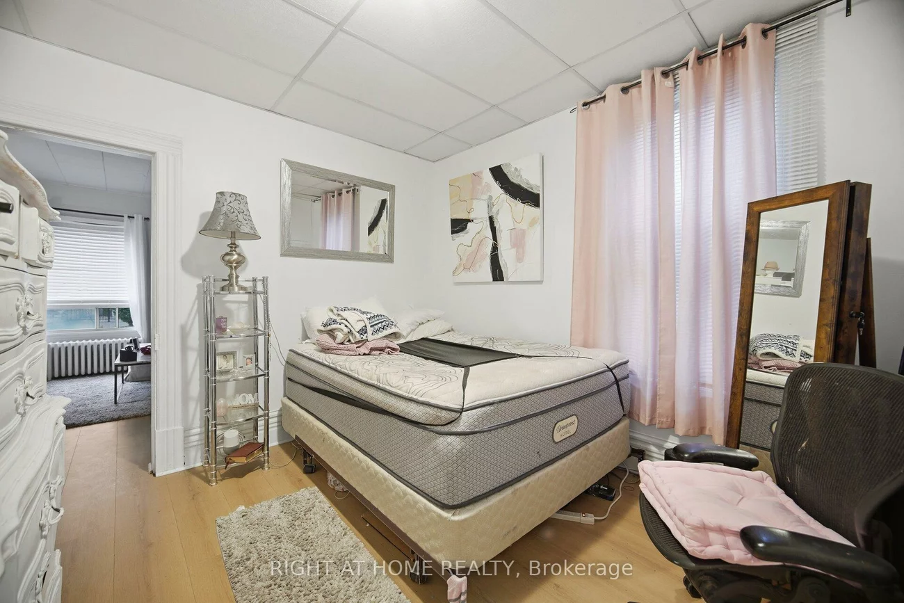 403, Park, Central Newmarket, Newmarket