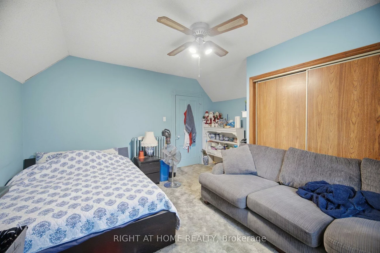 403, Park, Central Newmarket, Newmarket