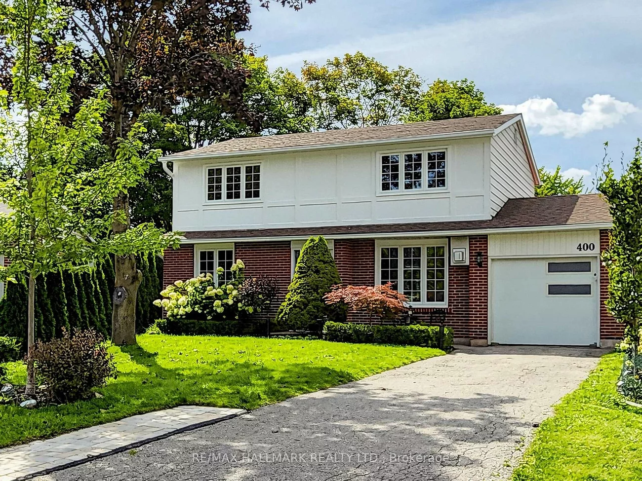 400, Handley, Central Newmarket, Newmarket