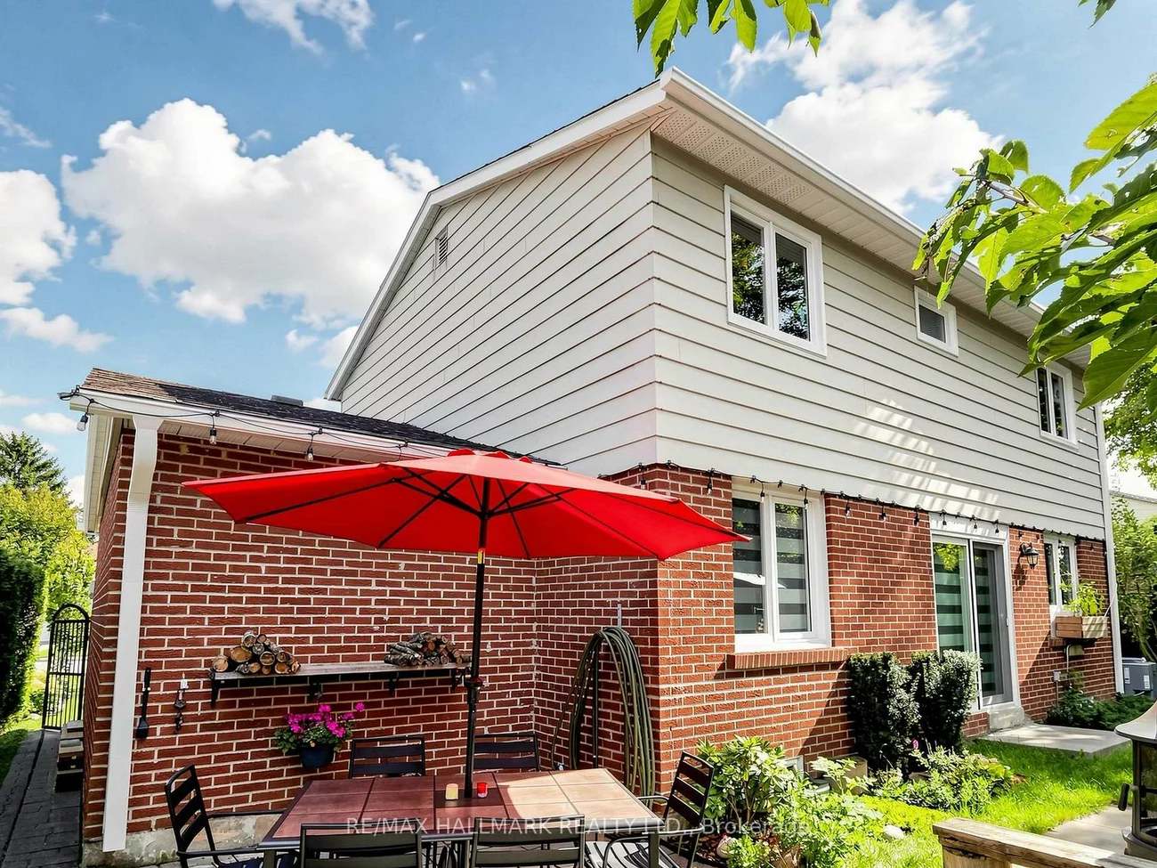 400, Handley, Central Newmarket, Newmarket