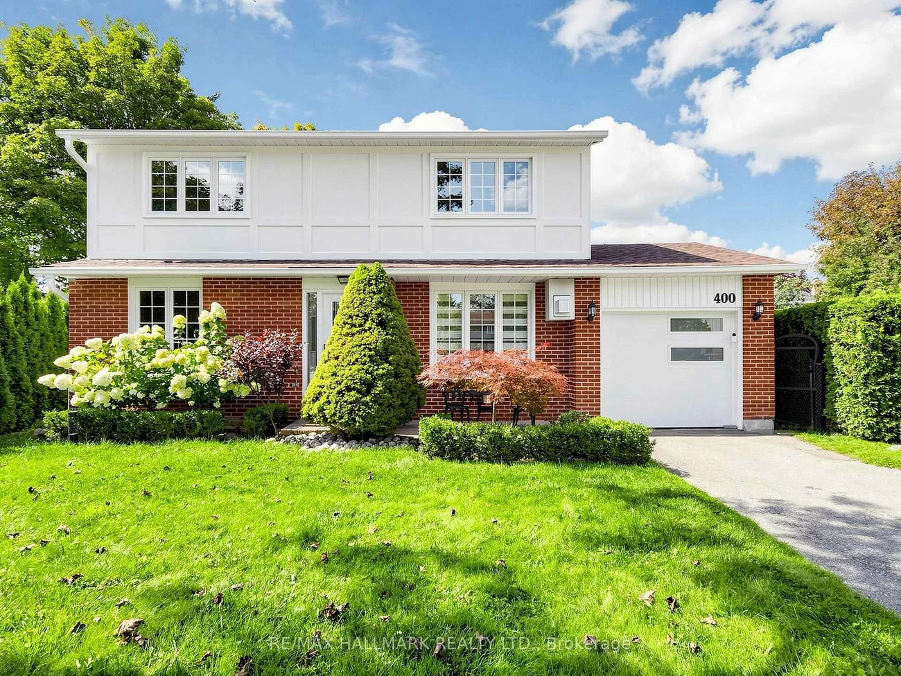 400, Handley, Central Newmarket, Newmarket