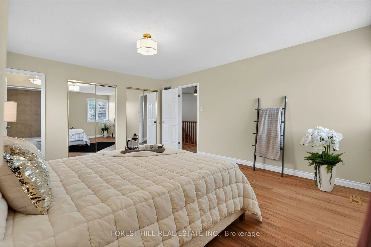 1068, Wildwood, Gorham-College Manor, Newmarket