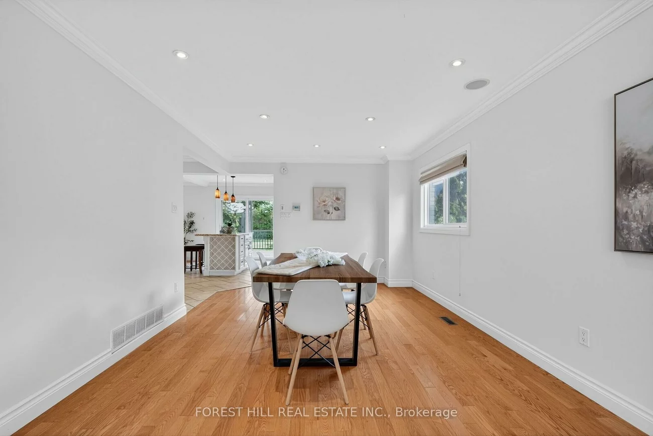 1068, Wildwood, Gorham-College Manor, Newmarket