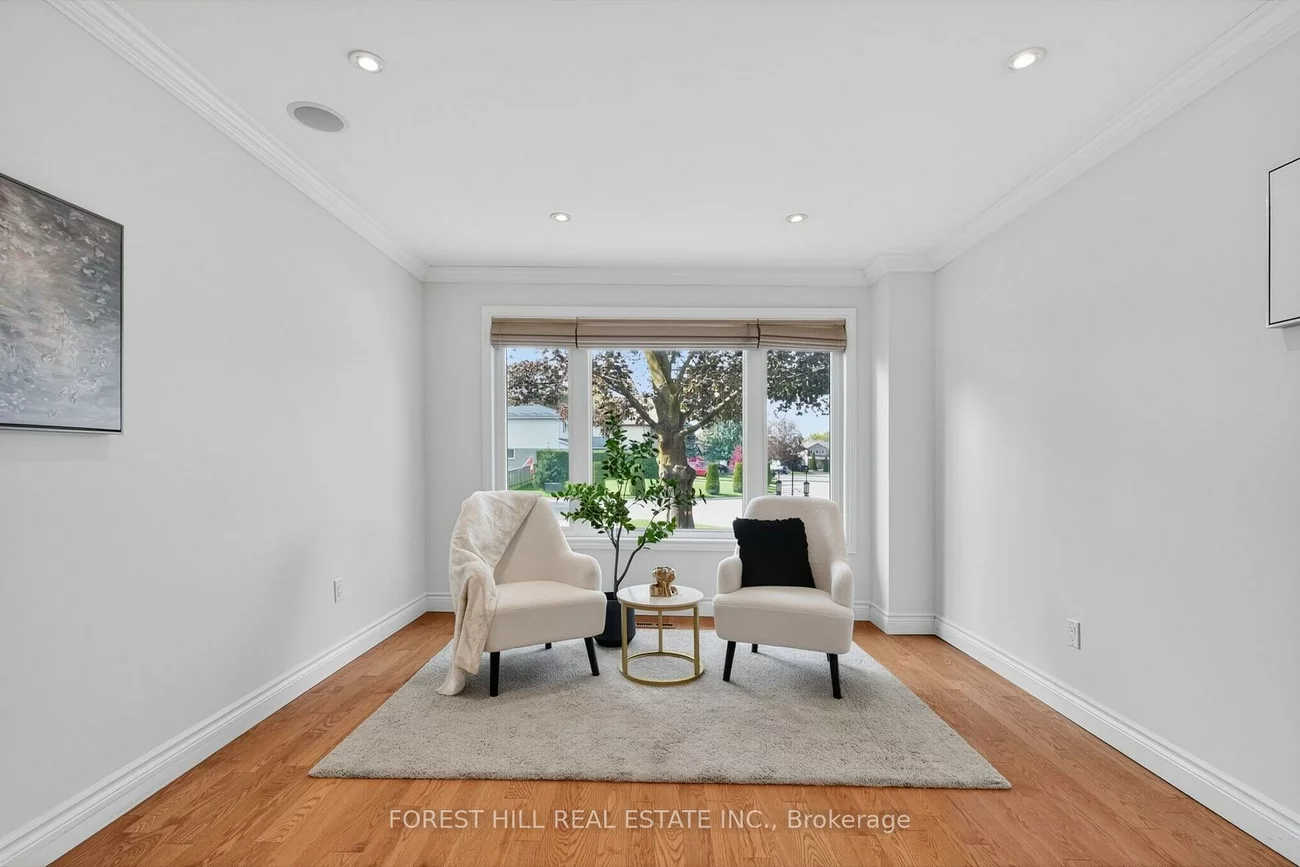 1068, Wildwood, Gorham-College Manor, Newmarket