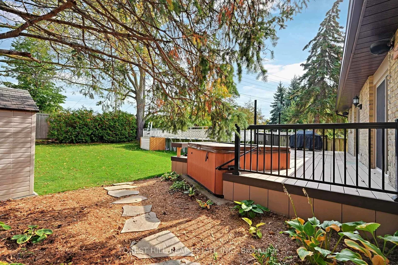 1068, Wildwood, Gorham-College Manor, Newmarket