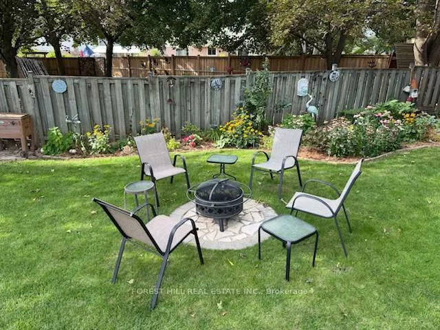 1068, Wildwood, Gorham-College Manor, Newmarket