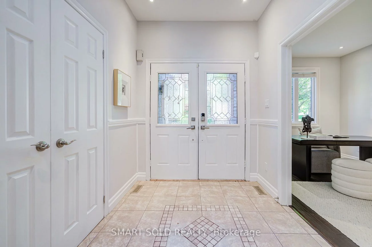 350, Kirby, Glenway Estates, Newmarket