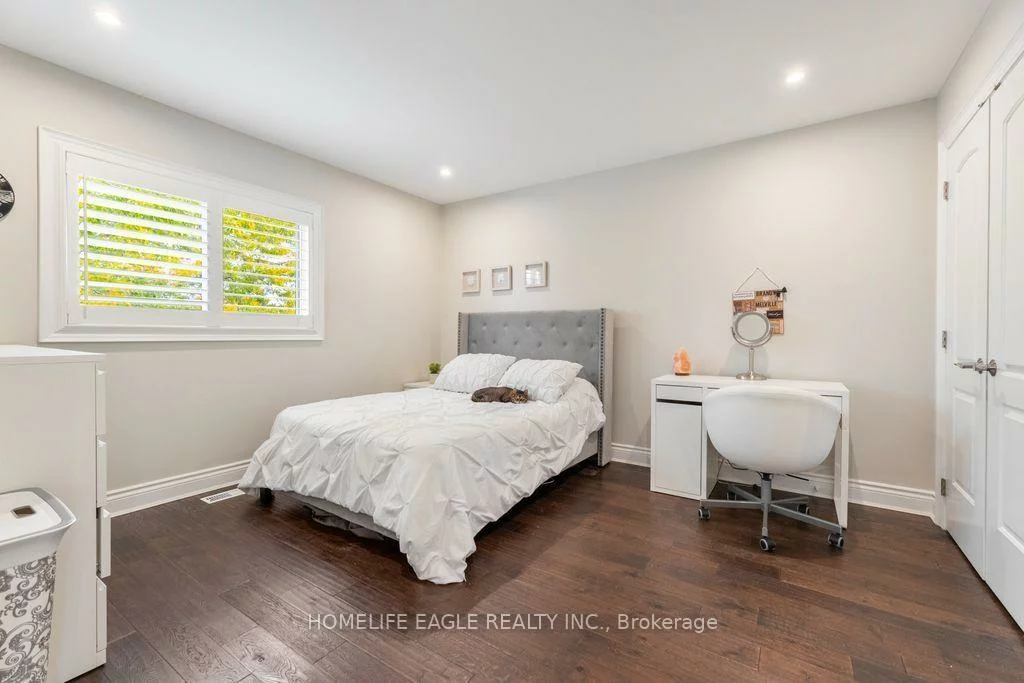 255, Savage, Armitage, Newmarket