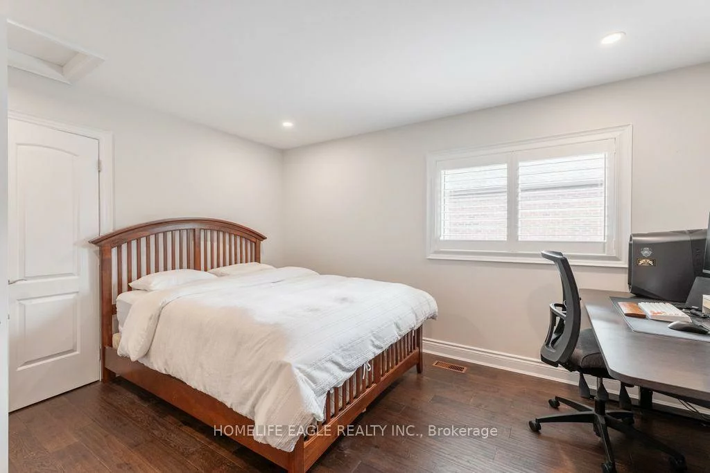 255, Savage, Armitage, Newmarket