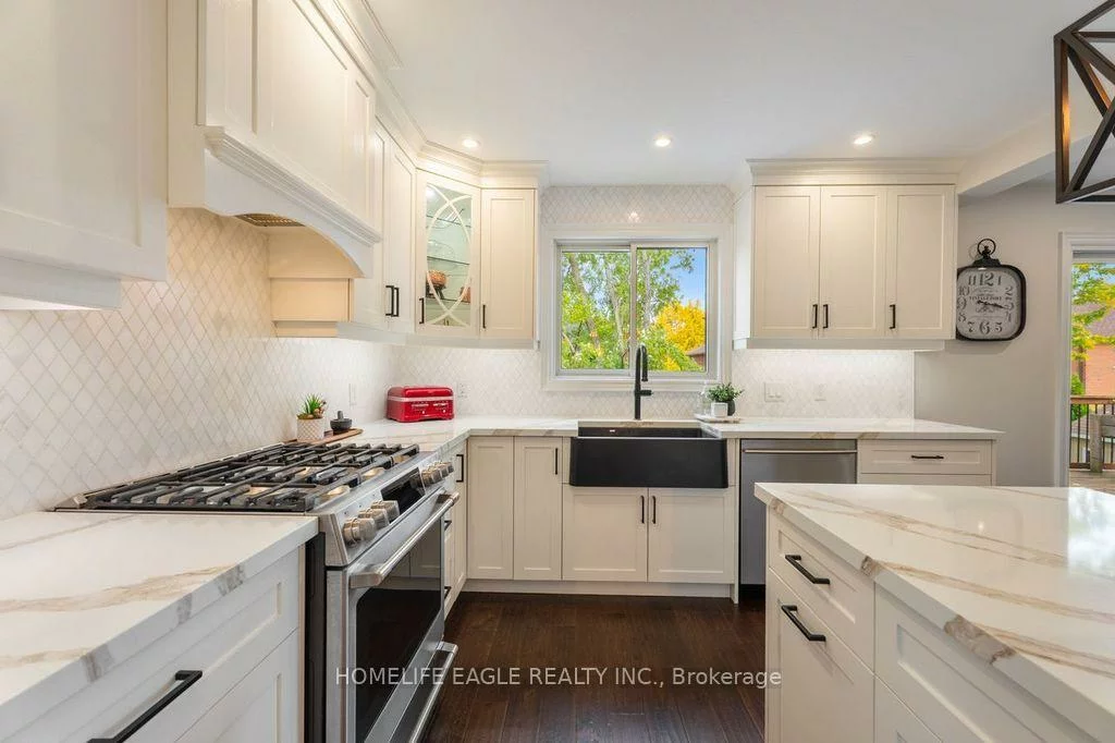 255, Savage, Armitage, Newmarket