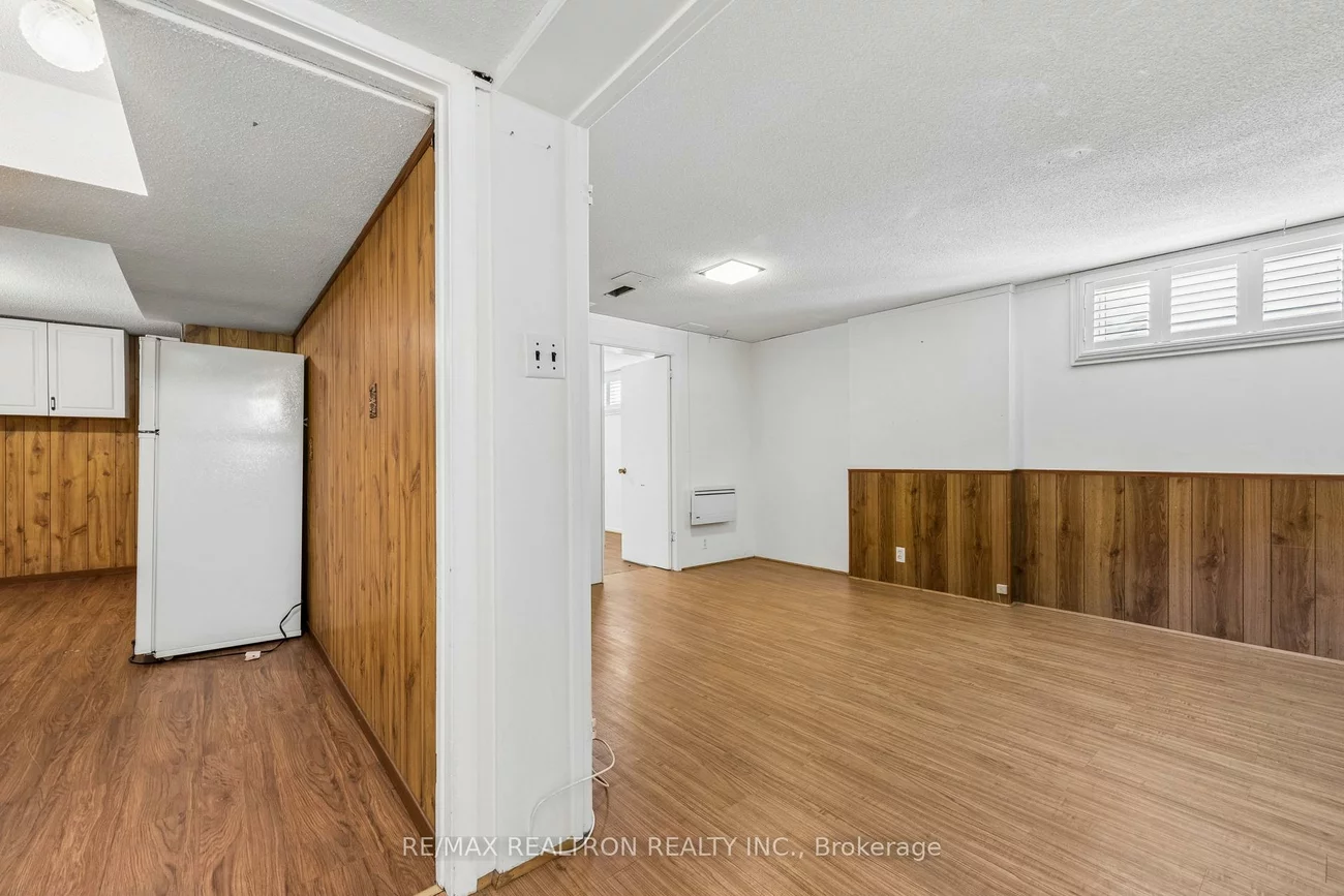 253, Silverbirch, Bristol-London, Newmarket