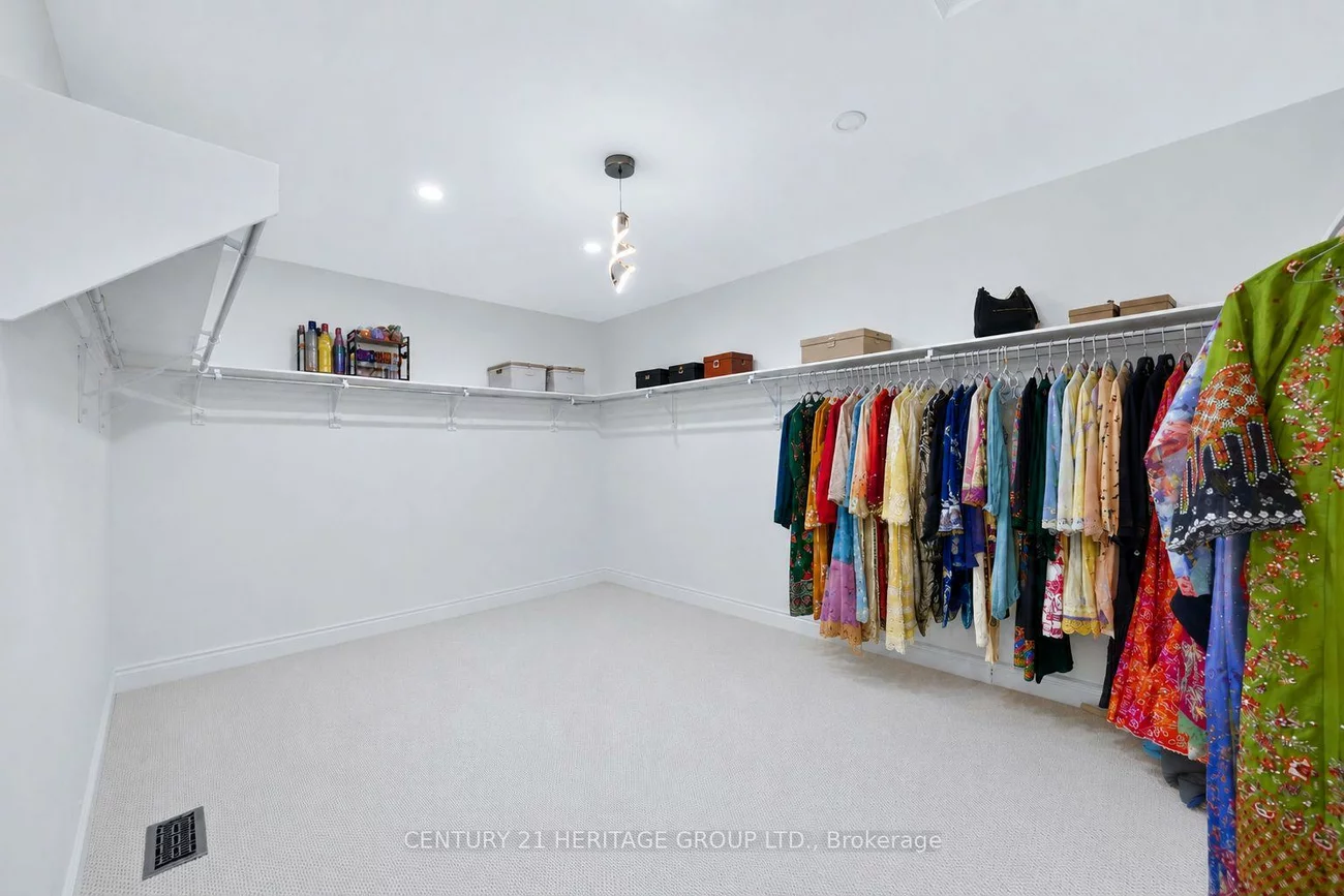 282, Reg Harrison, Glenway Estates, Newmarket