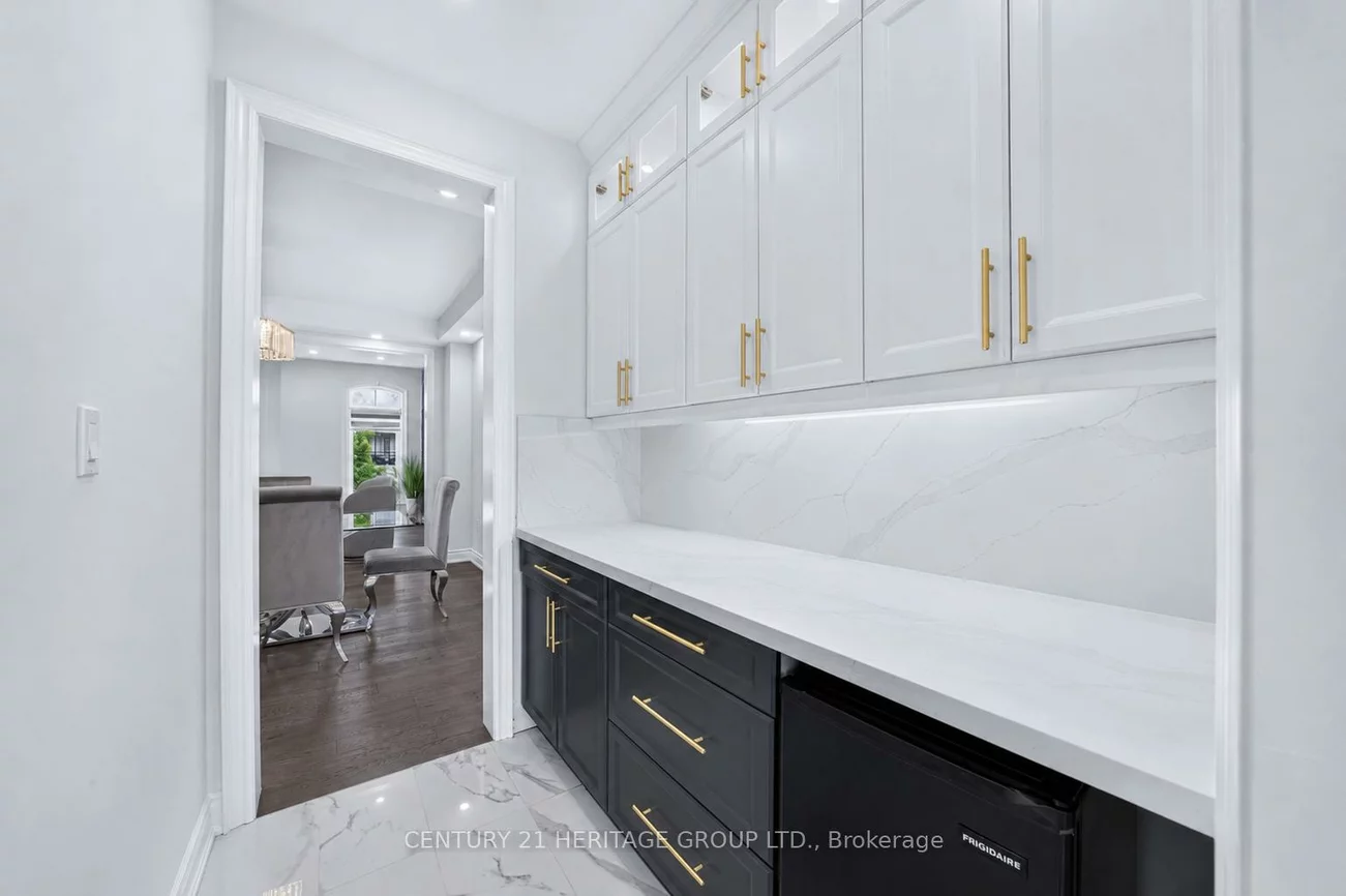 282, Reg Harrison, Glenway Estates, Newmarket