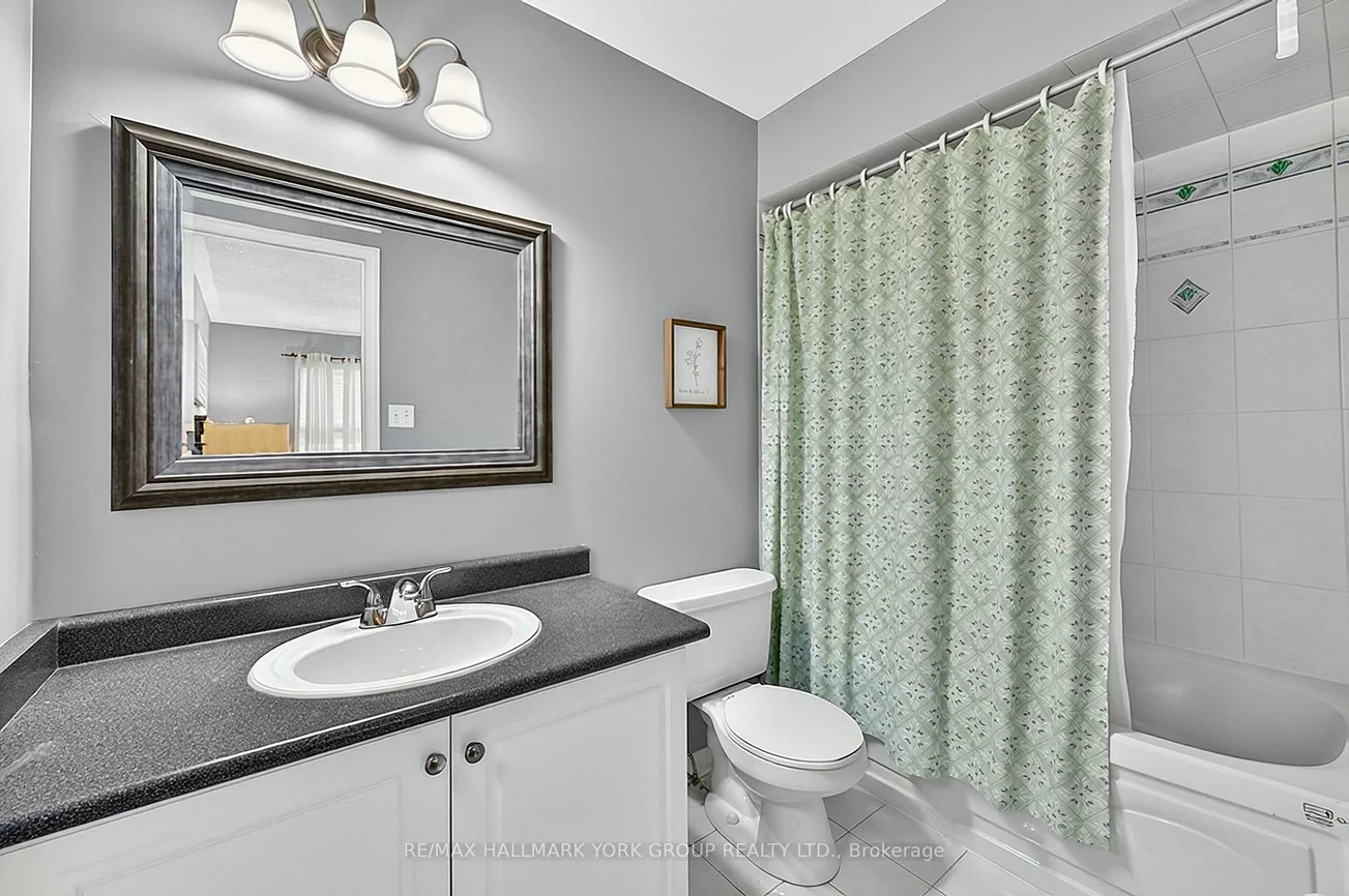 378, Marble, Woodland Hill, Newmarket
