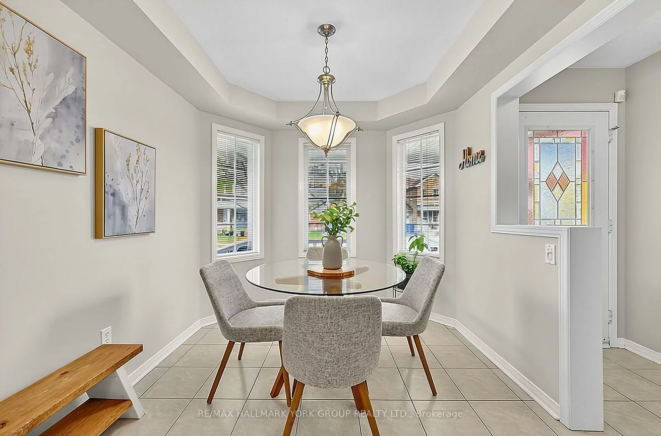 378, Marble, Woodland Hill, Newmarket