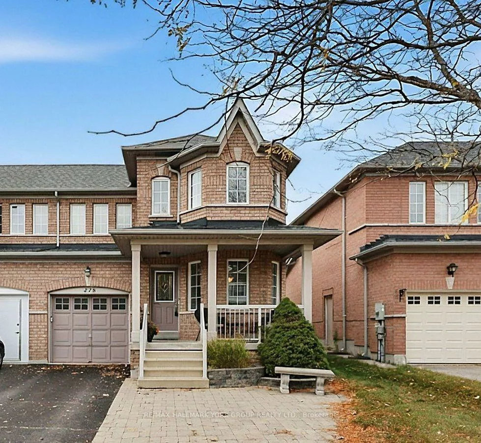 378, Marble, Woodland Hill, Newmarket