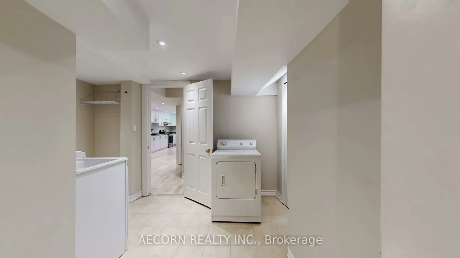 62, Macedonia, Summerhill Estates, Newmarket