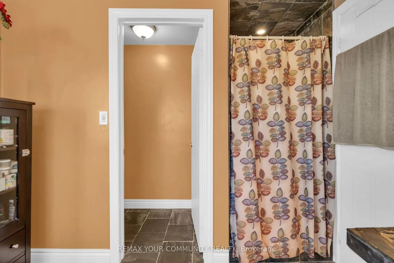 331, John Bowser, Glenway Estates, Newmarket