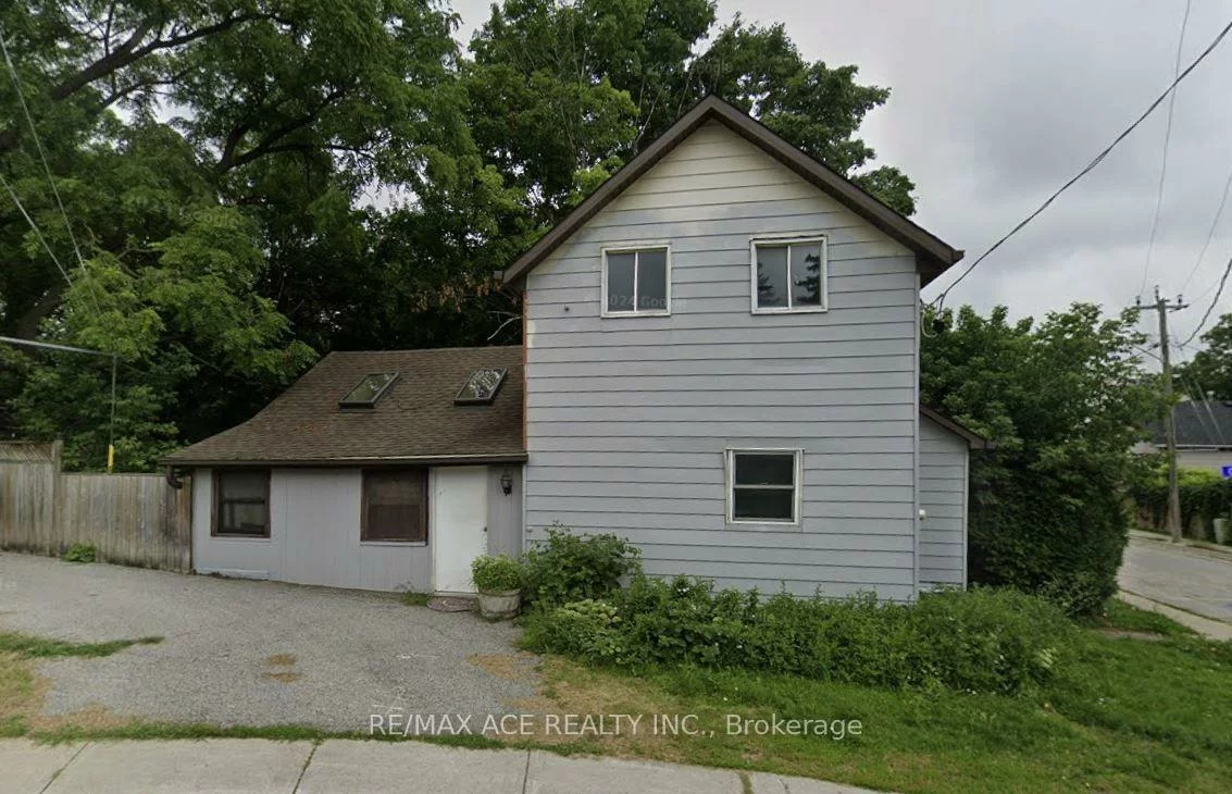 419, Millard, Central Newmarket, Newmarket