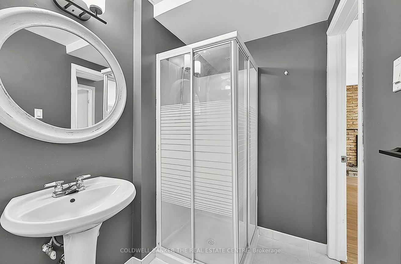 836, Elgin, Huron Heights-Leslie Valley, Newmarket