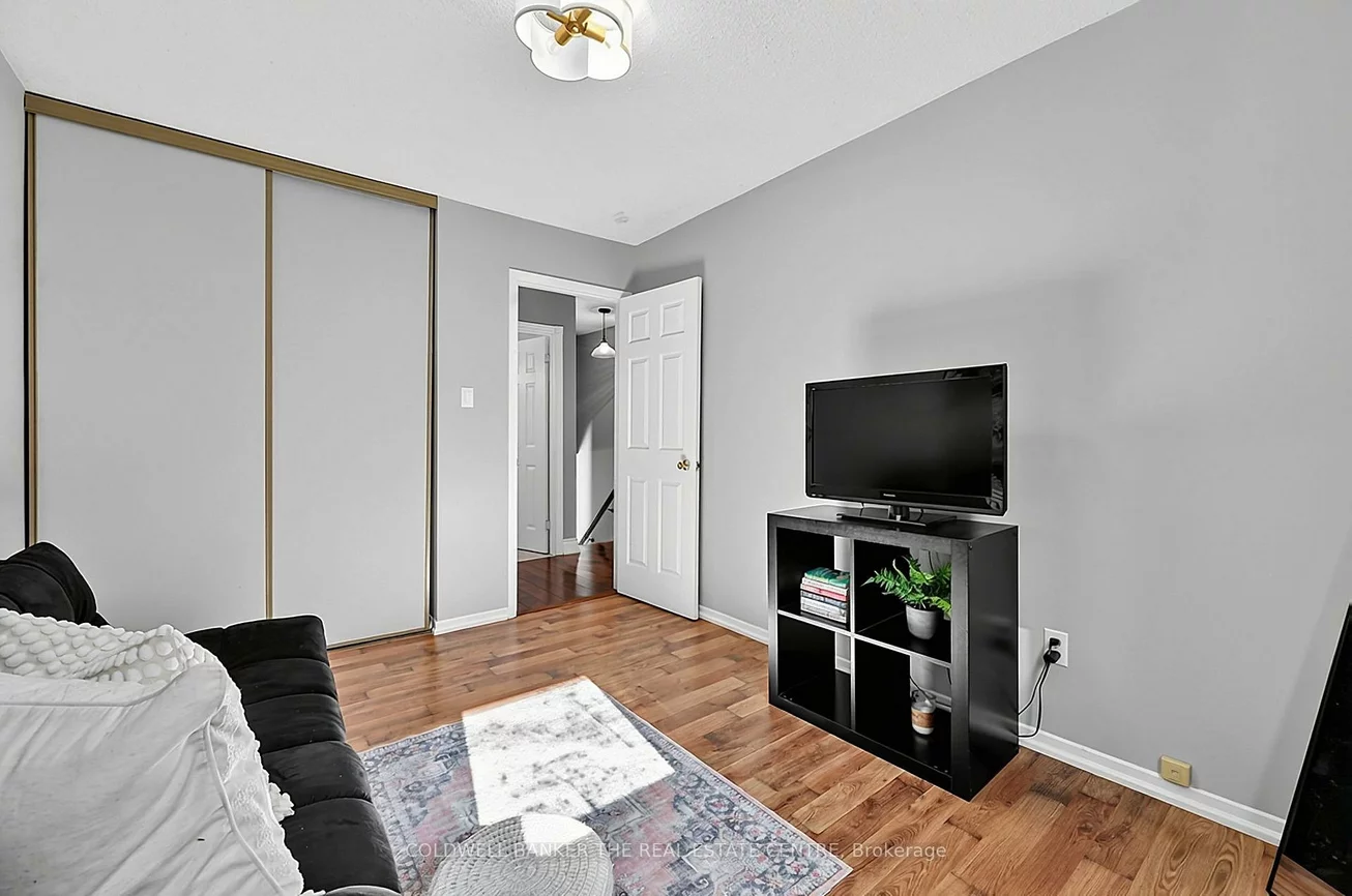 836, Elgin, Huron Heights-Leslie Valley, Newmarket