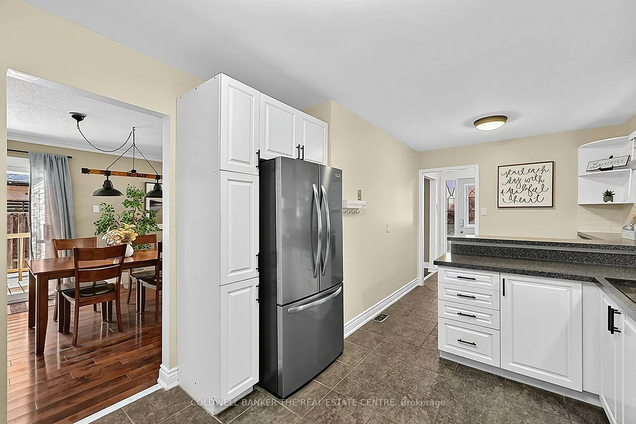 836, Elgin, Huron Heights-Leslie Valley, Newmarket