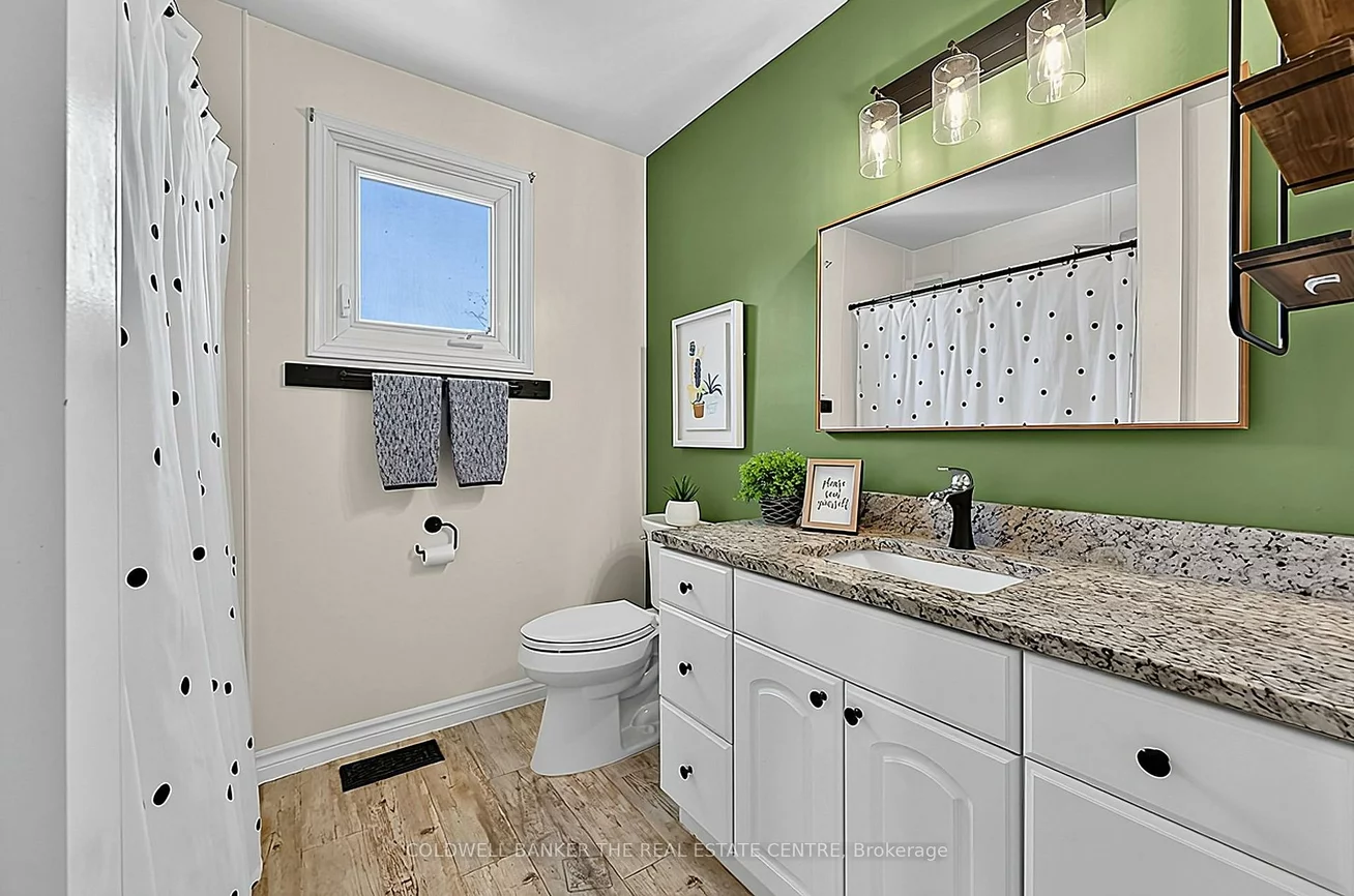 836, Elgin, Huron Heights-Leslie Valley, Newmarket
