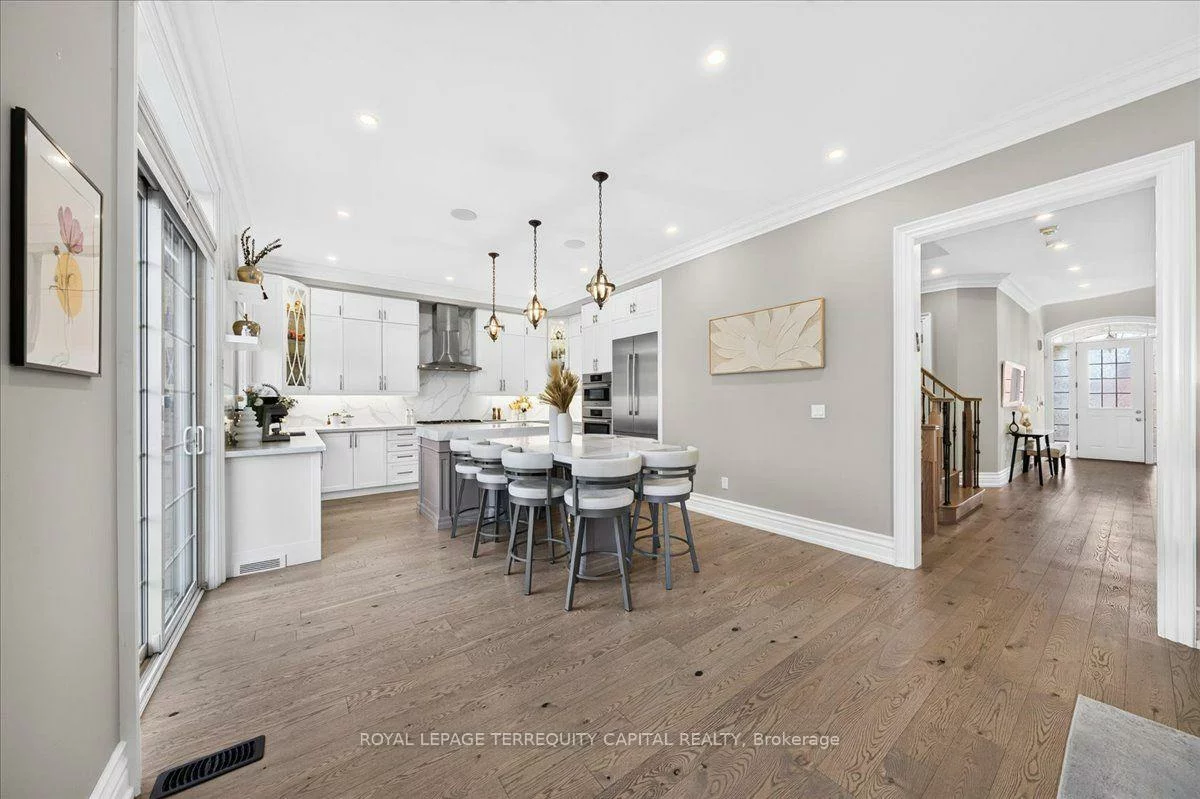 613, Clifford Perry, Woodland Hill, Newmarket
