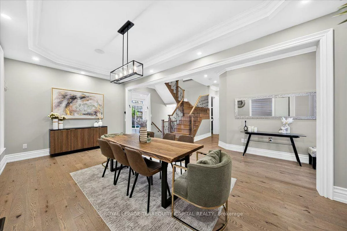 613, Clifford Perry, Woodland Hill, Newmarket