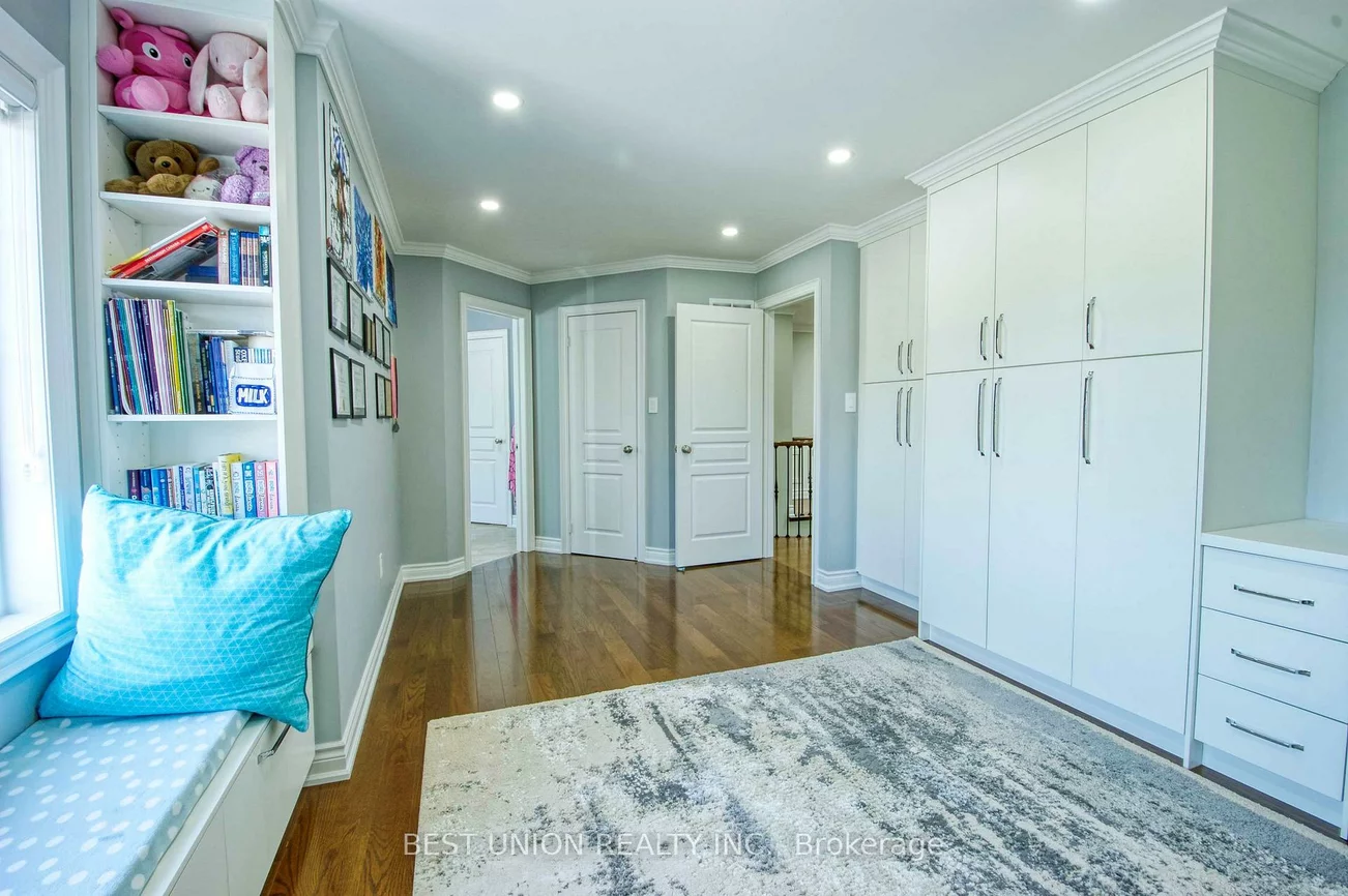 1183, Mctavish, Stonehaven-Wyndham, Newmarket